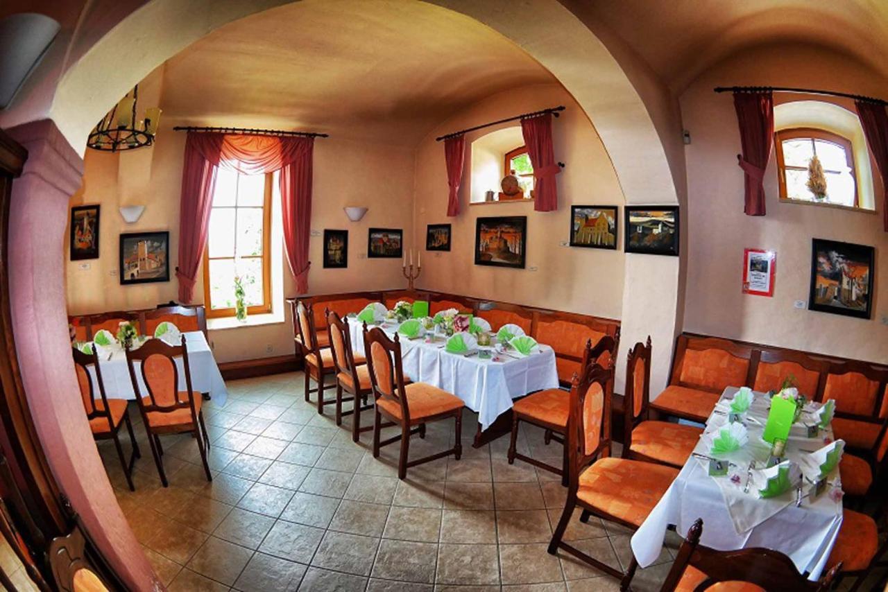 Hotel Und Restaurant Rittergut Kreipitzsch Naumburg  Luaran gambar